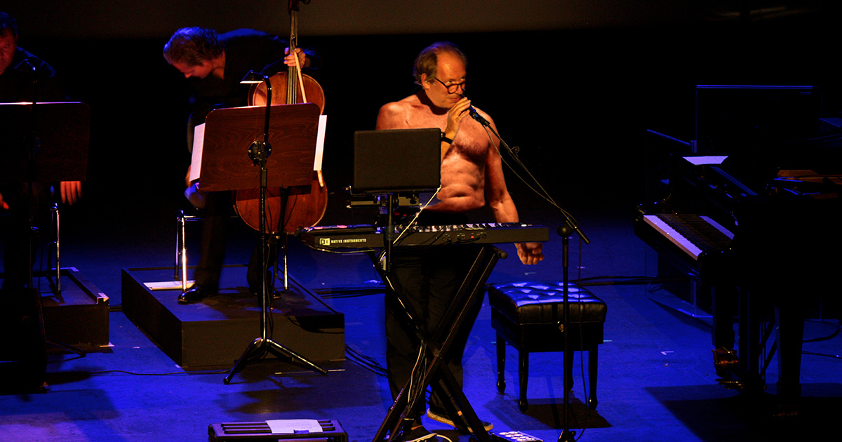 Hans zimmer, opera house, shirtless